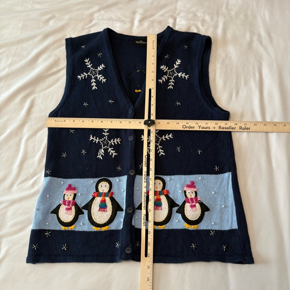 Vintage Navy Blue Penguin Embroidered Sweater Vest Size Large - Picture 3 of 11